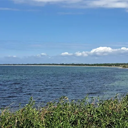 Faina - 100m From The Sea By Interhome *