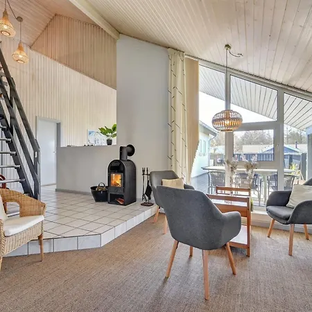 Faina - 100m From The Sea By Interhome 펜션 Nordenbro Vesteregn