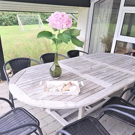 בית נופש Faina - 100m From The Sea By Interhome Nordenbro Vesteregn